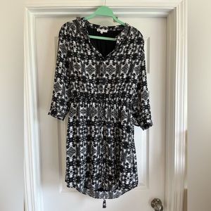 DR2 Nora 3/4 Sleeve Dress with Split V-Neck